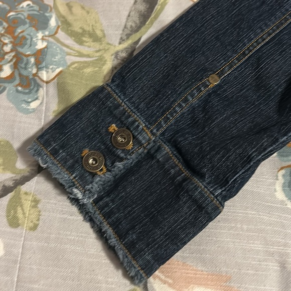 Dark Denim Jacket with Floral Lining, Size Xl - Picture 6 of 9